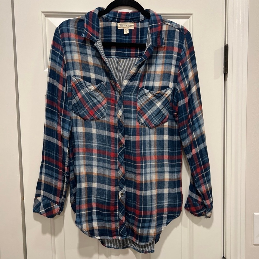 Cloth & Stone Plaid Button-Up Shirt
